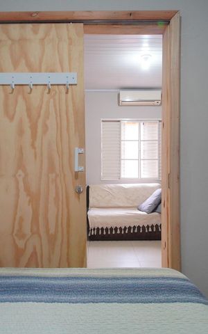 Casa à venda com 100m², 3 quartos e 2 vagasQuarto 2
