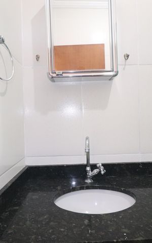 Apartamento à venda com 74m², 2 quartos e 1 vagaBanheiro 2