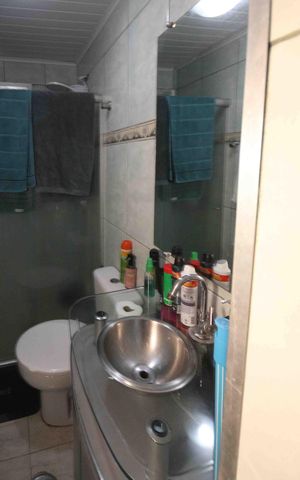 Apartamento à venda com 45m², 2 quartos e 1 vaga Apartamento à venda com 45m², 2 quartos e 1 vagaBanheiro