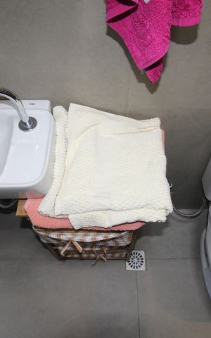 Casa à venda com 60m², 2 quartos e sem vagaBanheiro