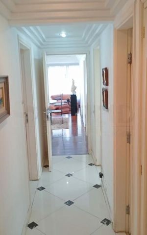 Casa à venda com 180m², 3 quartos e 4 vagas