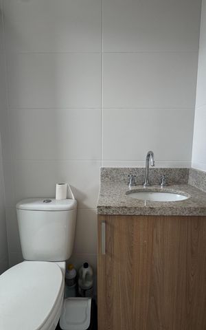 Apartamento à venda com 64m², 2 quartos e 2 vagas Apartamento à venda com 64m², 2 quartos e 2 vagasBanheiro da Suíte 2