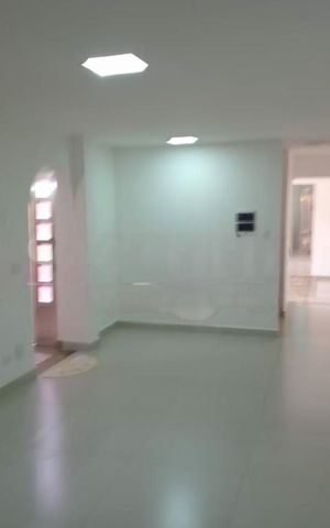 Casa à venda com 155m², 3 quartos e 2 vagas