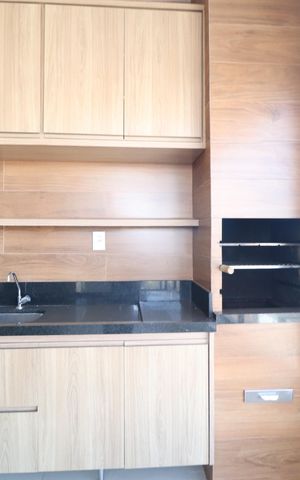 Apartamento para alugar com 100m², 3 quartos e 2 vagasVaranda