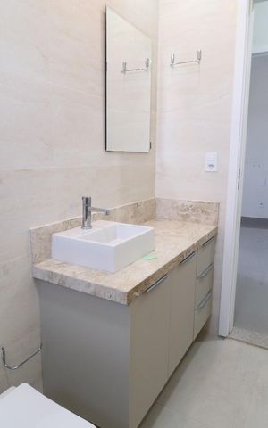 Apartamento para alugar com 100m², 3 quartos e 2 vagasBanheiro Social