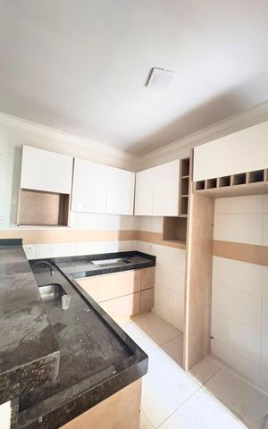 Casa à venda com 83m², 2 quartos e 2 vagas Casa à venda com 83m², 2 quartos e 2 vagasSala/Cozinha