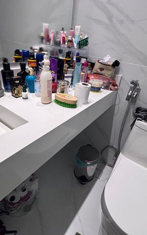 Apartamento à venda com 83m², 3 quartos e 1 vaga Apartamento à venda com 83m², 3 quartos e 1 vagaBanheiro do Quarto 1