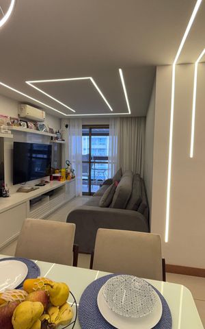 Apartamento à venda com 83m², 3 quartos e 1 vaga Apartamento à venda com 83m², 3 quartos e 1 vagaSala