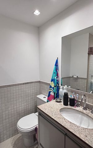 Apartamento à venda com 83m², 3 quartos e 1 vaga Apartamento à venda com 83m², 3 quartos e 1 vagaBanheiro