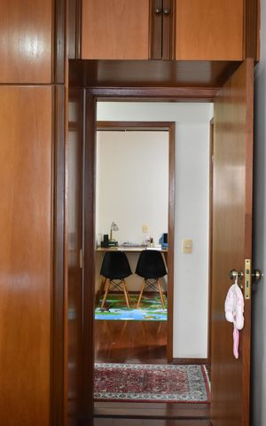 Apartamento à venda com 160m², 4 quartos e 2 vagasQuarto 2