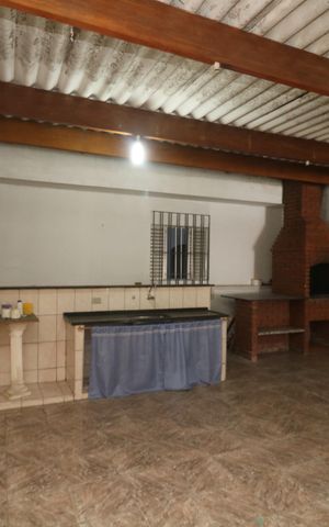 Casa para alugar com 320m², 5 quartos e 3 vagasChurrasqueira
