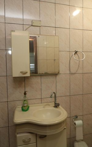 Casa para alugar com 320m², 5 quartos e 3 vagasBanheiro social
