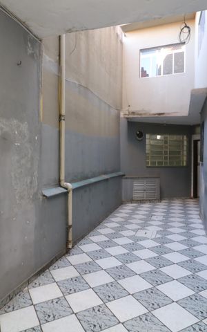 Casa para alugar com 320m², 5 quartos e 3 vagasCorredor