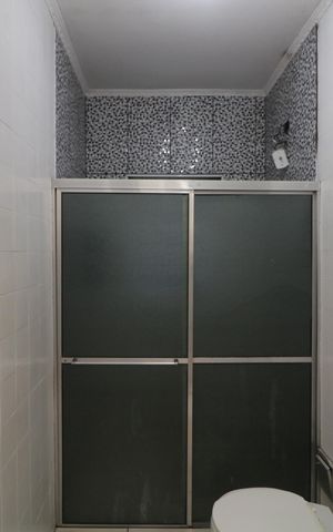 Casa para alugar com 320m², 5 quartos e 3 vagasBanheiro de Serviço 2