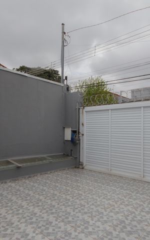 Casa à venda com 420m², 5 quartos e 3 vagas Casa à venda com 420m², 5 quartos e 3 vagasGaragem