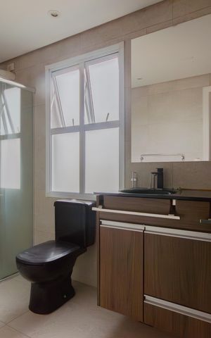 Casa à venda com 420m², 5 quartos e 3 vagas Casa à venda com 420m², 5 quartos e 3 vagasBanheiro da Suíte