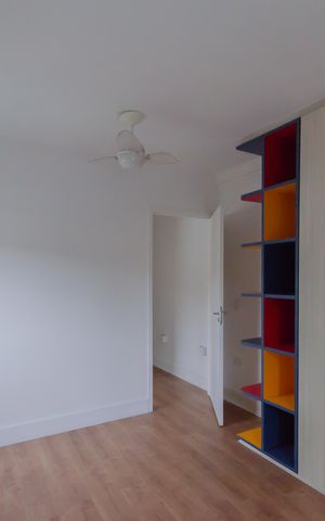 Casa à venda com 420m², 5 quartos e 3 vagas Casa à venda com 420m², 5 quartos e 3 vagasQuarto 2