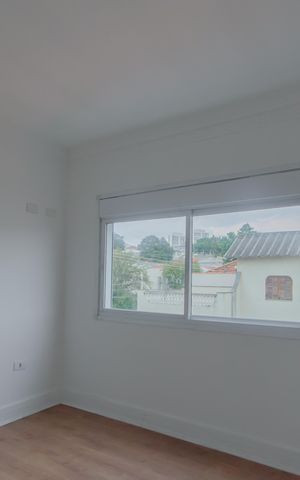 Casa à venda com 420m², 5 quartos e 3 vagas Casa à venda com 420m², 5 quartos e 3 vagasQuarto 3