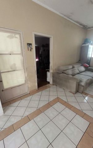 Casa à venda com 100m², 2 quartos e 2 vagas