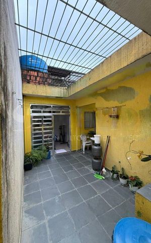 Casa à venda com 160m², 5 quartos e 3 vagas