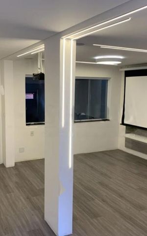 Casa à venda com 250m², 3 quartos e 2 vagas