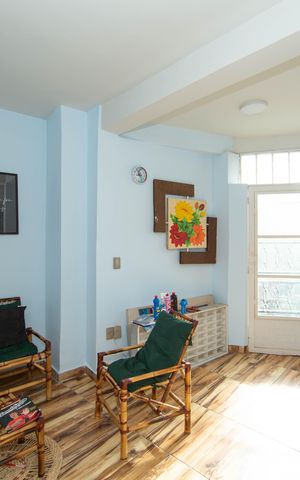 Casa à venda com 90m², 2 quartos e sem vaga Casa à venda com 90m², 2 quartos e sem vagaSALA