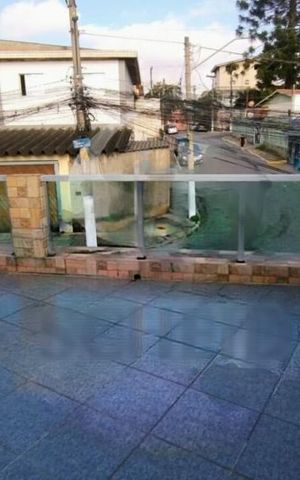 Casa à venda com 142m², 2 quartos e 2 vagas