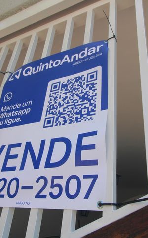 Casa à venda com 130m², 4 quartos e 2 vagasPlaca