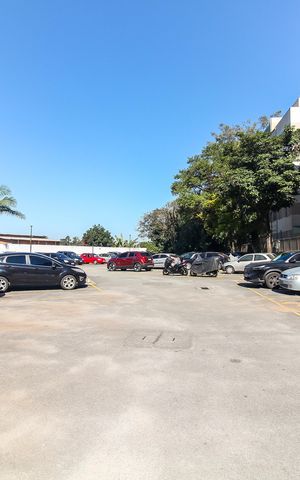 Apartamento à venda com 40m², 2 quartos e 1 vaga Apartamento à venda com 40m², 2 quartos e 1 vagaEstacionamento