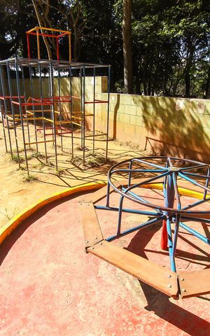 Apartamento à venda com 40m², 2 quartos e 1 vaga Apartamento à venda com 40m², 2 quartos e 1 vagaÁrea comum - Playground