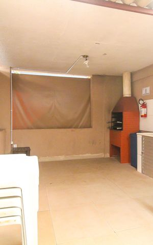 Apartamento à venda com 40m², 2 quartos e 1 vaga Apartamento à venda com 40m², 2 quartos e 1 vagaÁrea comum - Churrasqueira