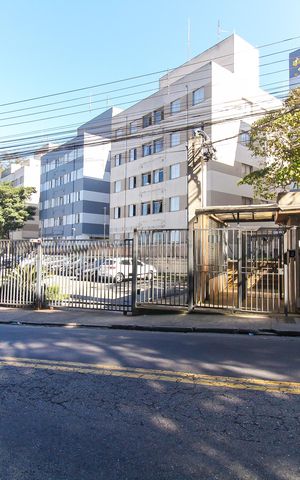 Apartamento à venda com 40m², 2 quartos e 1 vaga Apartamento à venda com 40m², 2 quartos e 1 vagaFachada