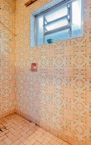 Casa para alugar com 290m², 5 quartos e 2 vagas Casa para alugar com 290m², 5 quartos e 2 vagasBanheiro 1