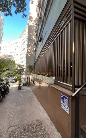 Apartamento para alugar com 72m², 2 quartos e sem vaga