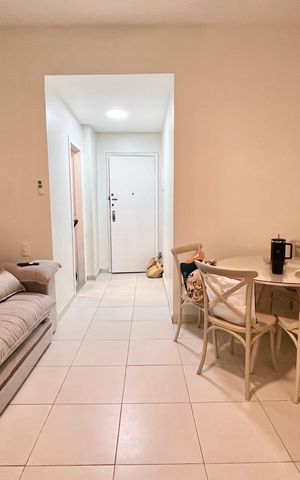 Apartamento para alugar com 72m², 2 quartos e sem vaga