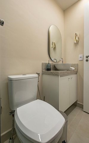 Apartamento à venda com 93m², 2 quartos e 1 vaga Apartamento à venda com 93m², 2 quartos e 1 vagaBanheiro