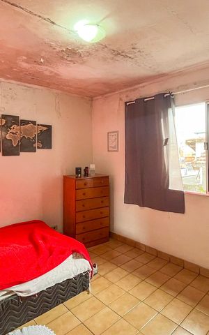 Casa à venda com 183m², 3 quartos e 4 vagas Casa à venda com 183m², 3 quartos e 4 vagasQuarto 2