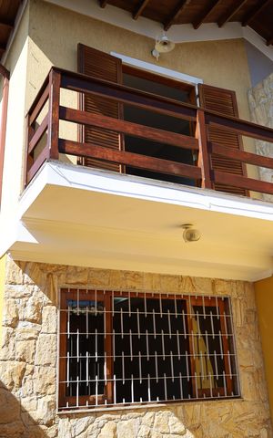 Casa à venda com 133m², 3 quartos e 1 vagaÁrea comum