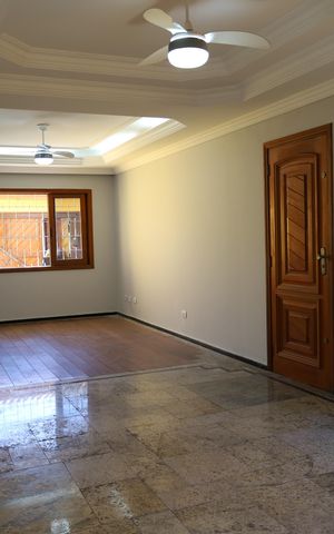 Casa à venda com 133m², 3 quartos e 1 vagaSala