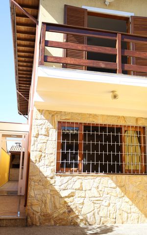 Casa à venda com 133m², 3 quartos e 1 vagaÁrea comum