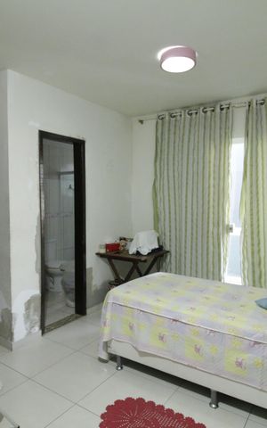 Casa à venda com 270m², 3 quartos e 2 vagasSuíte 1