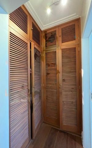 Apartamento à venda com 296m², 4 quartos e 3 vagas