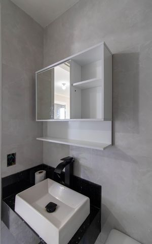 Apartamento à venda com 37m², 2 quartos e 1 vaga Apartamento à venda com 37m², 2 quartos e 1 vagaBanheiro