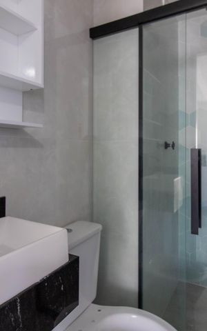 Apartamento à venda com 37m², 2 quartos e 1 vaga Apartamento à venda com 37m², 2 quartos e 1 vagaBanheiro