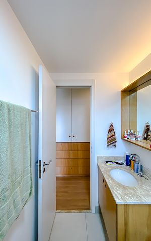 Apartamento à venda com 82m², 2 quartos e 1 vaga Apartamento à venda com 82m², 2 quartos e 1 vagaBanheiro da Suíte
