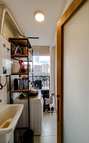 Apartamento à venda com 82m², 2 quartos e 1 vaga Apartamento à venda com 82m², 2 quartos e 1 vagaÁrea de Serviço