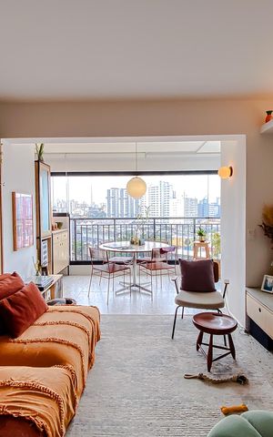 Apartamento à venda com 82m², 2 quartos e 1 vaga Apartamento à venda com 82m², 2 quartos e 1 vagaSala