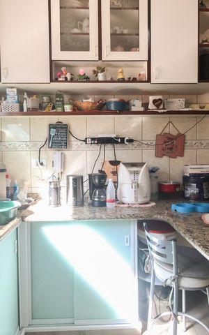 Casa à venda com 149m², 4 quartos e 2 vagas Casa à venda com 149m², 4 quartos e 2 vagasCozinha
