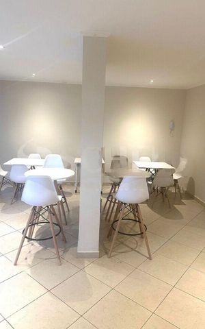 Apartamento à venda com 58m², 2 quartos e 1 vaga