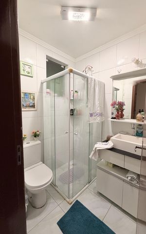 Casa de condomínio à venda com 111m², 3 quartos e 3 vagasBanheiro da Suíte